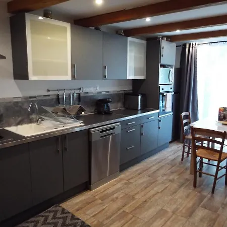 De Fanny Du Moulin De Tartay En Apartment Avignon